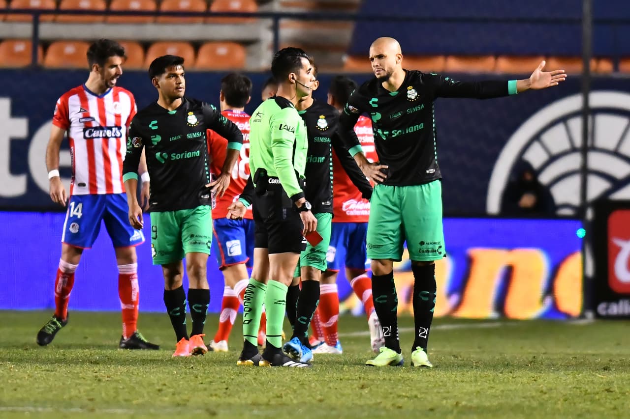 Un solitario gol de Nicolás Ibáñez al 15', Atlético San Luis vence 1-0 a Santos y suman tres unidades. Atlético San Luis se acerca a dos puntos de Santos, ya que llegan a 10 unidades y los Guerreros se quedan con 12.