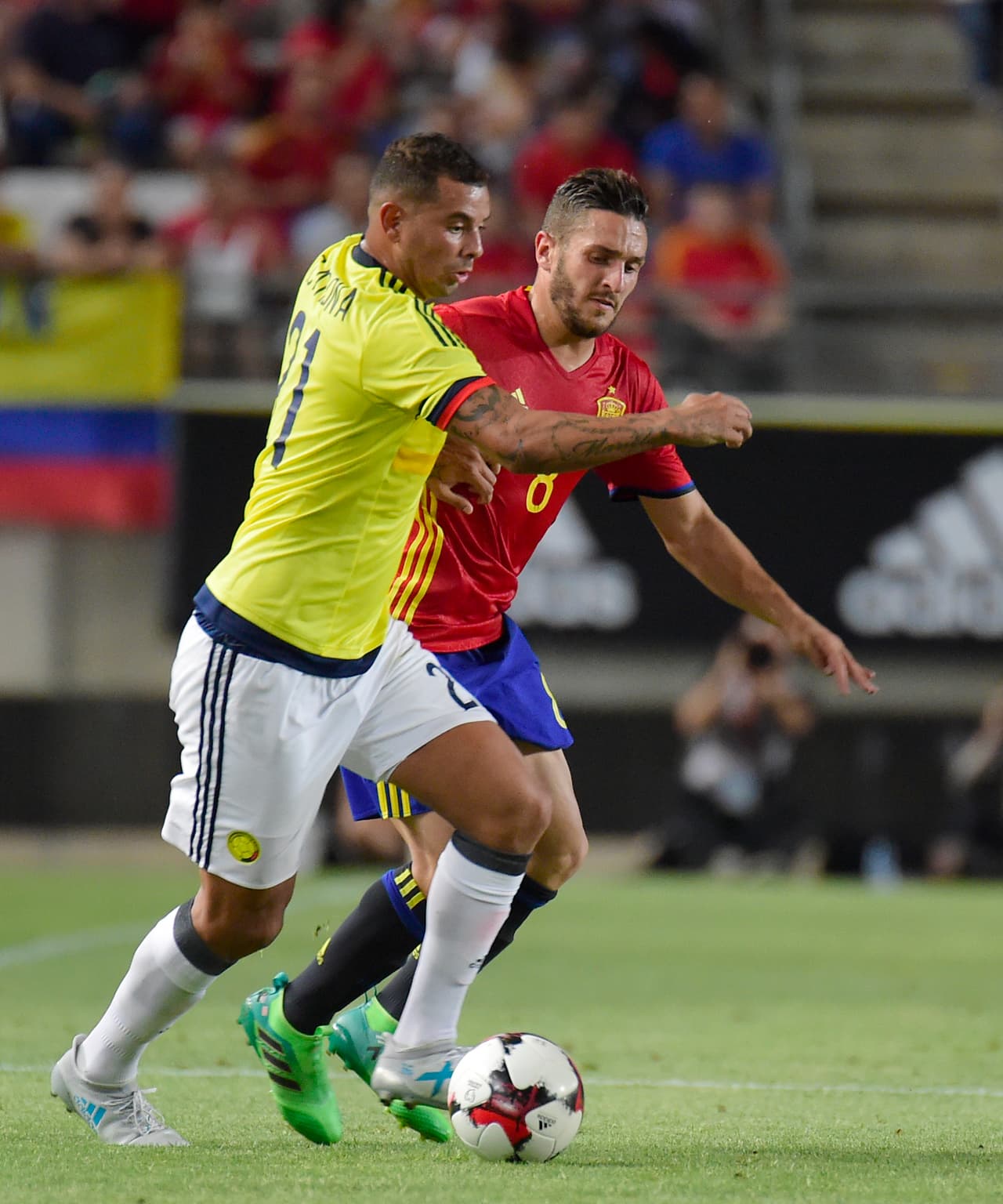 El crack colombiano Edwin Cardona ya es oficialmente jugador de Boca Juniors. Llegó por un año a préstamo desde Rayados de Monterrey.