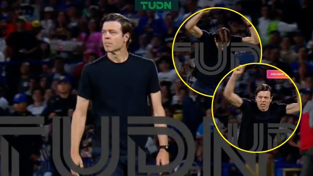 ¡Increíble reacción de Solari al gol de Juninho! El técnico de Pumas festejó con euforia a su equipo