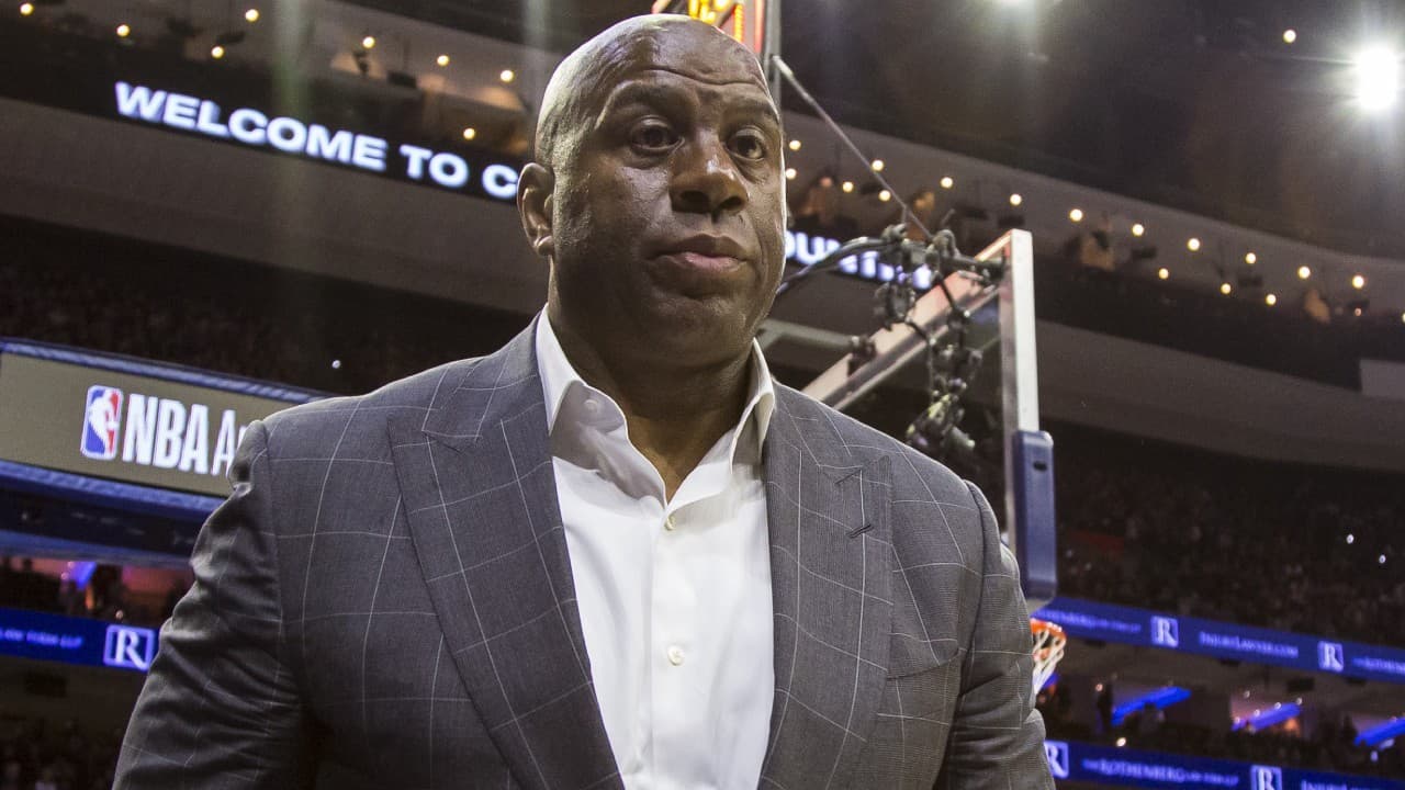 'Magic' Johnson deja de ser el presidente de los Lakers de Los Angeles