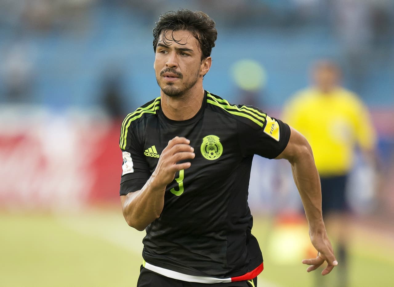 Oswaldo Alanís estará fuera de las canchas hasta enero 