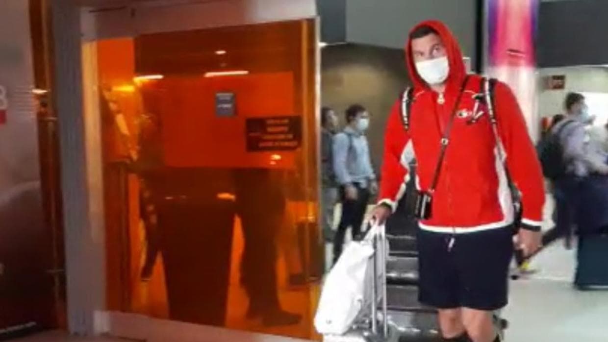 Con el uniforme de Francia, Gignac llega a Monterrey