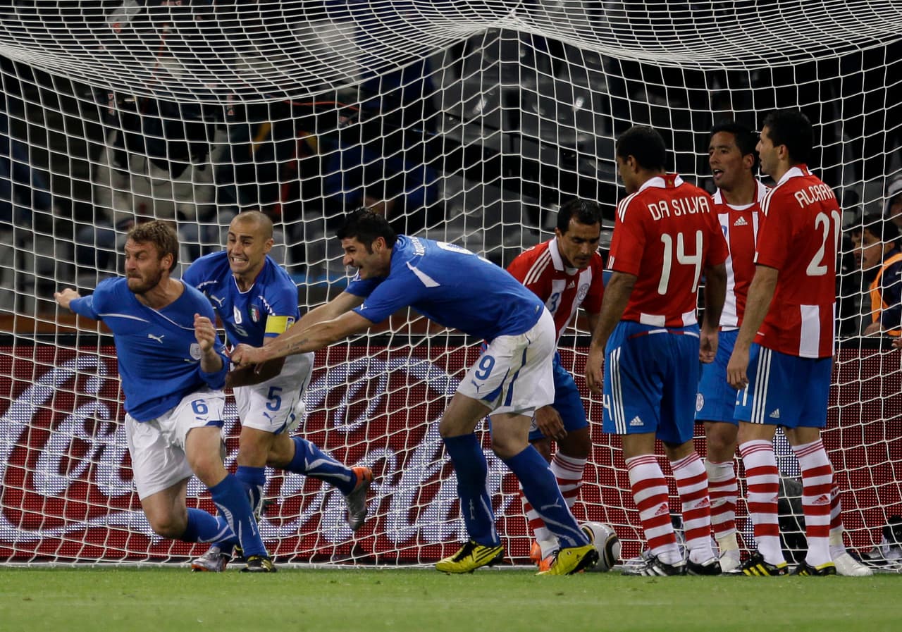 Italia empató 1-1 contra los paraguayos en un resultado que parecía tolerable en vista de la calidad de los suramericanos.