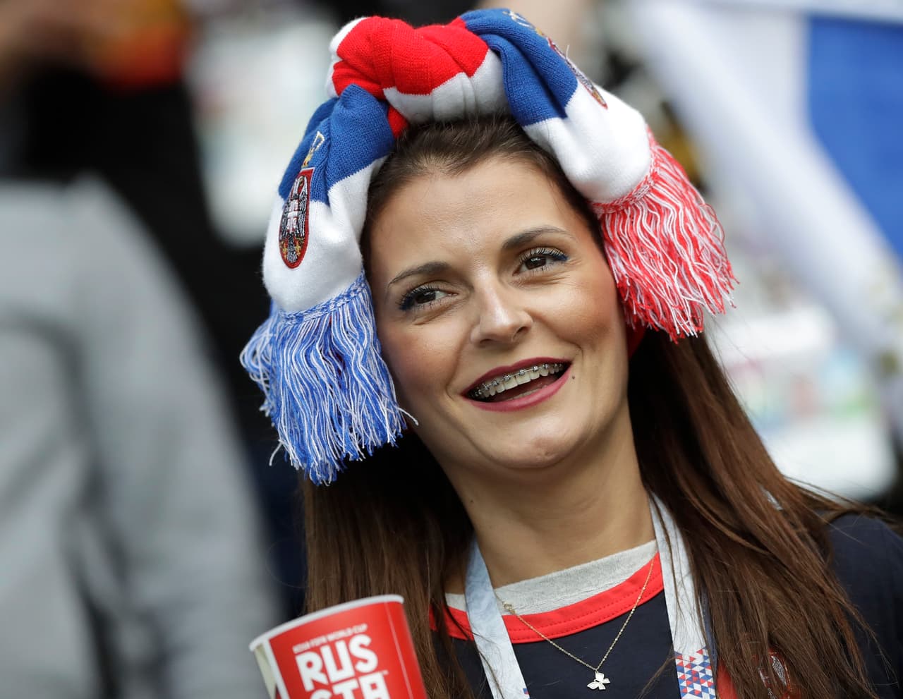 La fiesta de los fanáticos de Suiza y Serbia mostró la emoción que ambos países sienten en su segundo partido por el grupo E en el Mundial de Rusia 2018.
