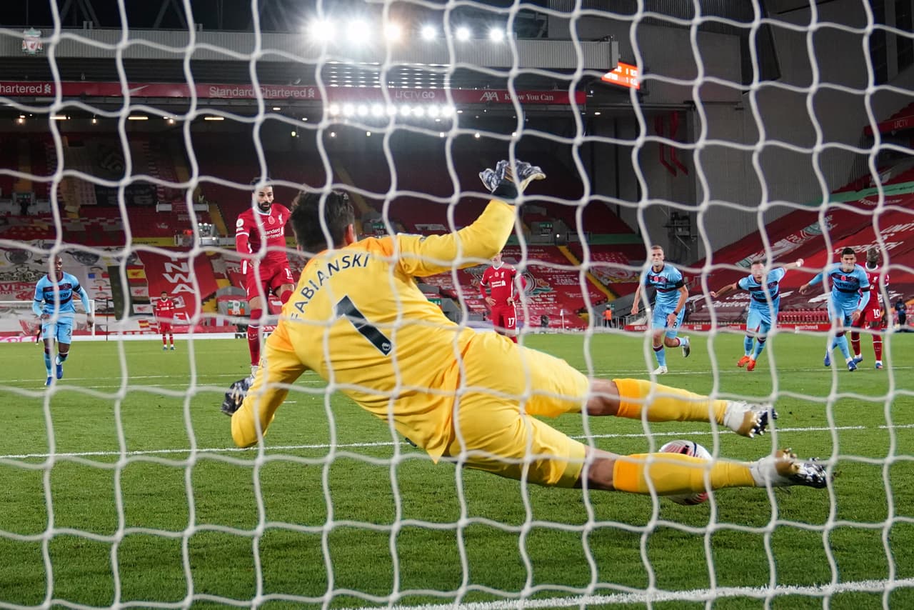 Los de Klopp vencieron en casa al West Ham; la próxima jornada de la Premier League visitarán al Manchester City. | Pablo Fornals (10’) abrió el marcador y adelantó a los visitantes. Salah (42’) emparejó los cartones y Digo Jota (85’) resolvió el partido en la recta final.