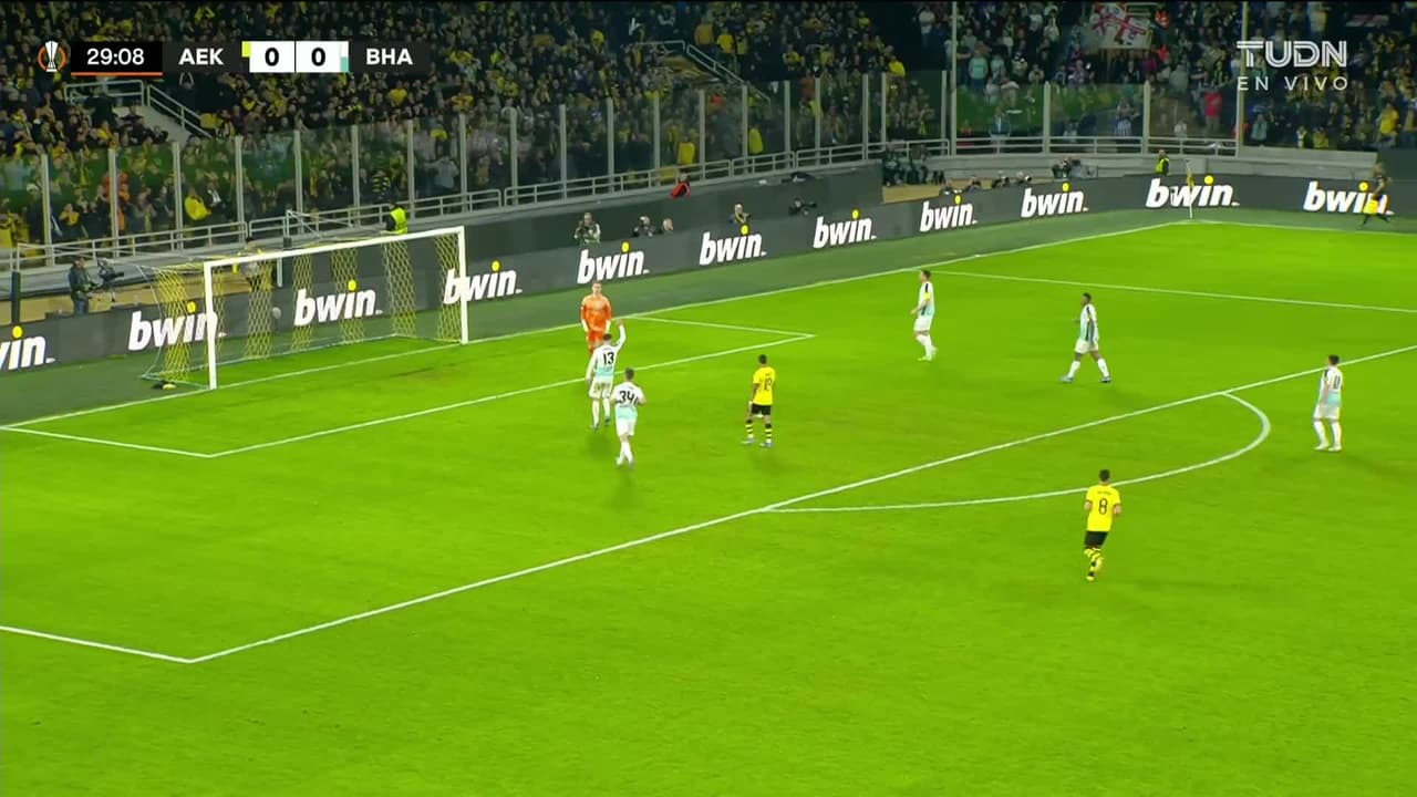 ¡TIRO ATAJADO! disparo por Steven Zuber.