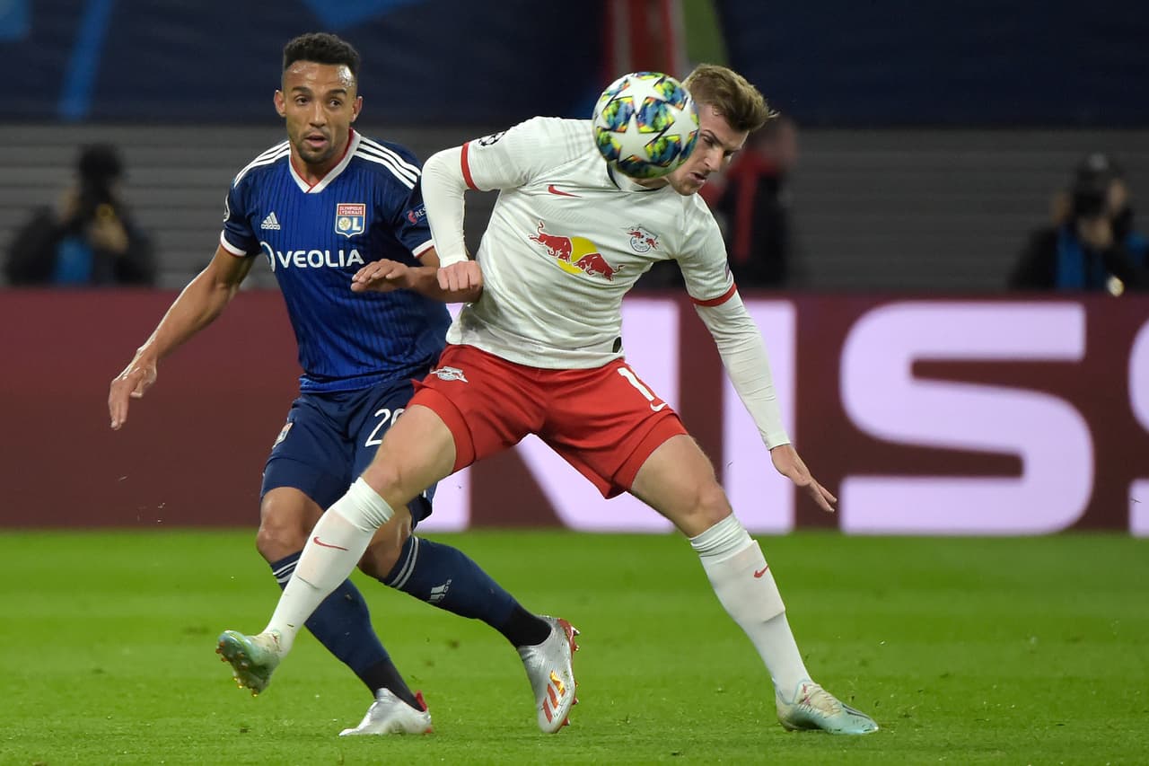 Lille 0-2 Lyon. Memphis y Terrier marcaron para el triunfo de los franceses.