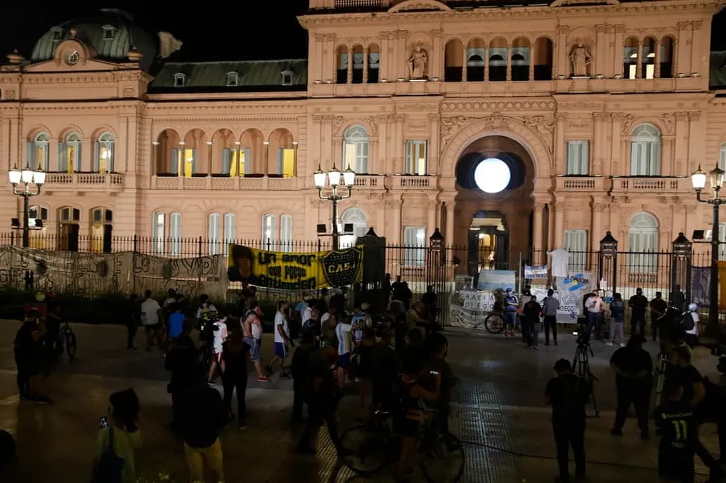 El cuerpo de Maradona ya está en la Casa Rosada para ser velado