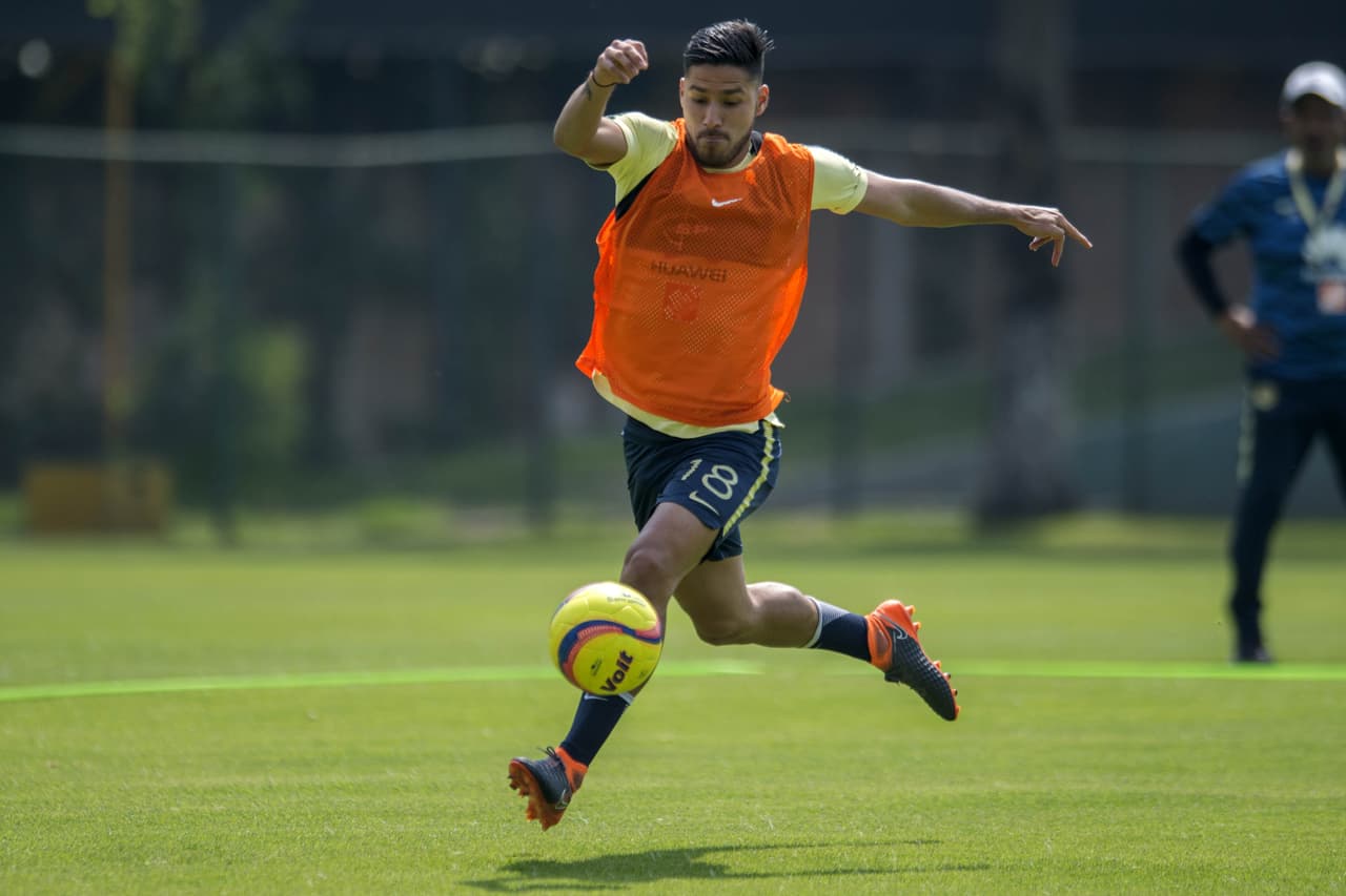 América enfrentará a Pumas en cuartos de final de la Liguilla del Clausura 2018, Clásico Capitalino en el que será visitante. Por eso se prepara en medio de un ambiente de confianza y precaución.