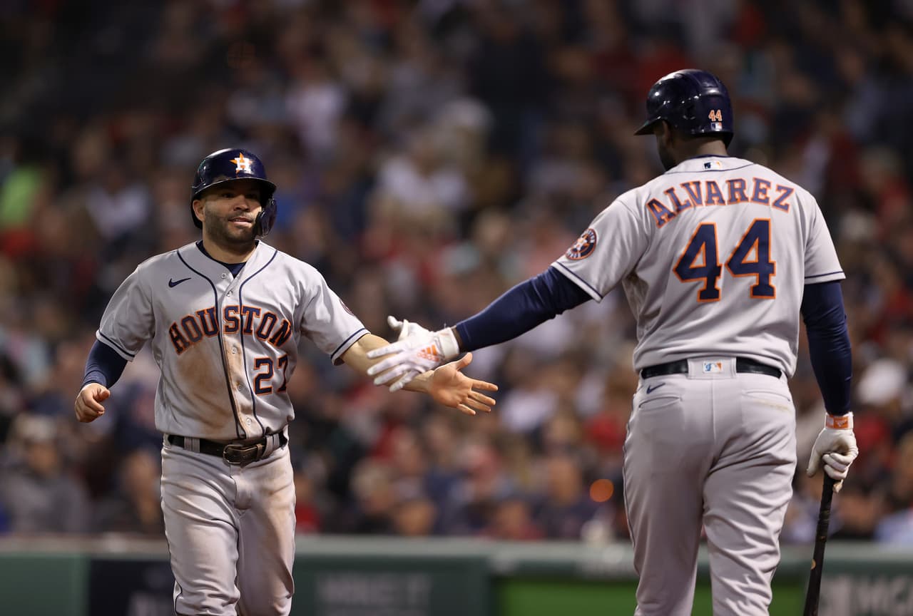 Astros propina otra paliza a Red Sox y los pone sobre la lona