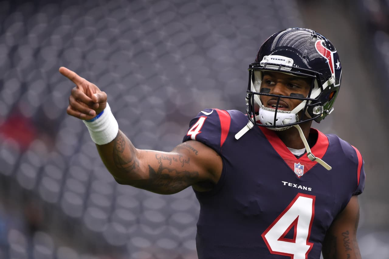 Deshaun Watson será sometido el miércoles a cirugía de rodilla