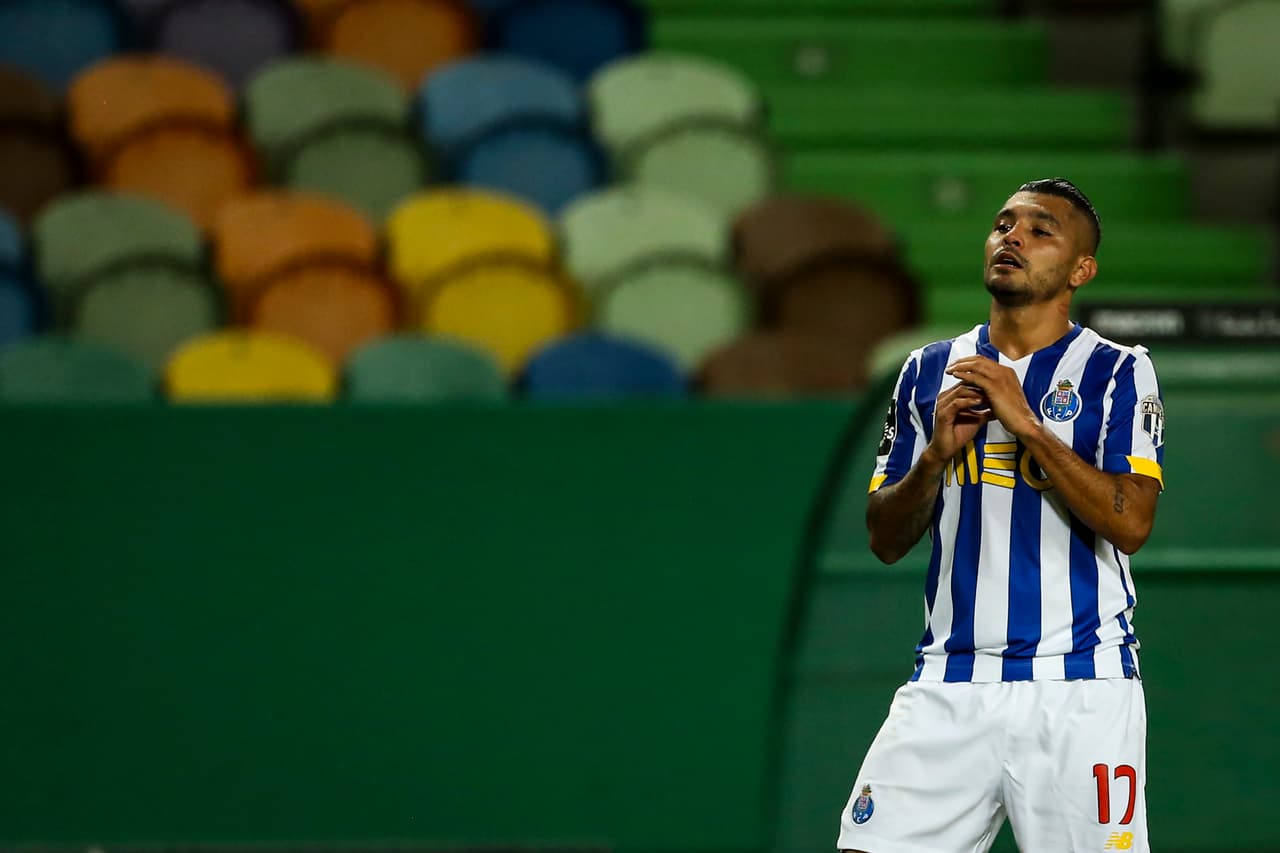 Tecatito Corona y el Porto enfrentarán al Chelsea en España