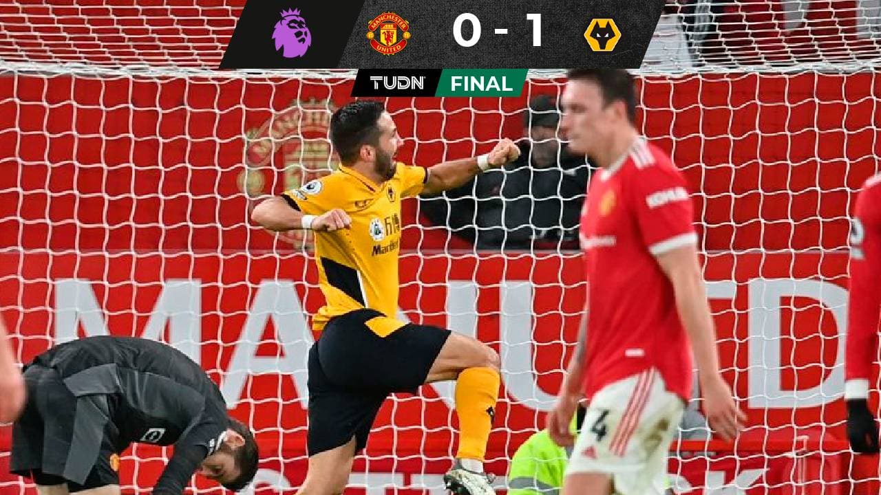 Con Raúl Jiménez, los Wolves le pegan al United de Cristiano