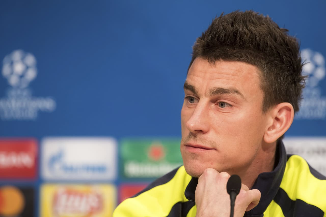 Koscielny anunció su retiro de la selección y afirmó: "Por un lado, quería que perdieran"