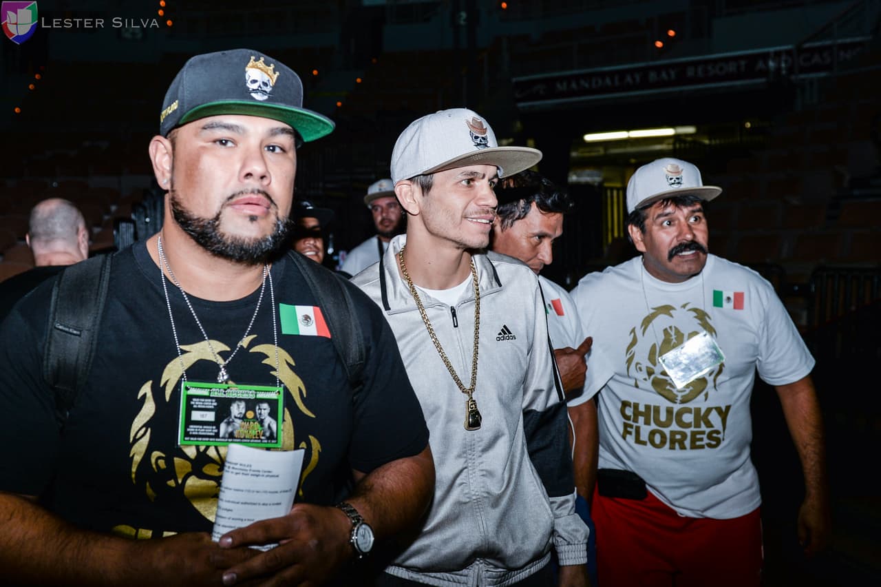 Tampoco el cubano Guillermo Rigondeaux y el mexicano Moisés Flores tuvieron problemas con la romana previo a su combate por los títulos de la AMB e IBO de peso supergallo.