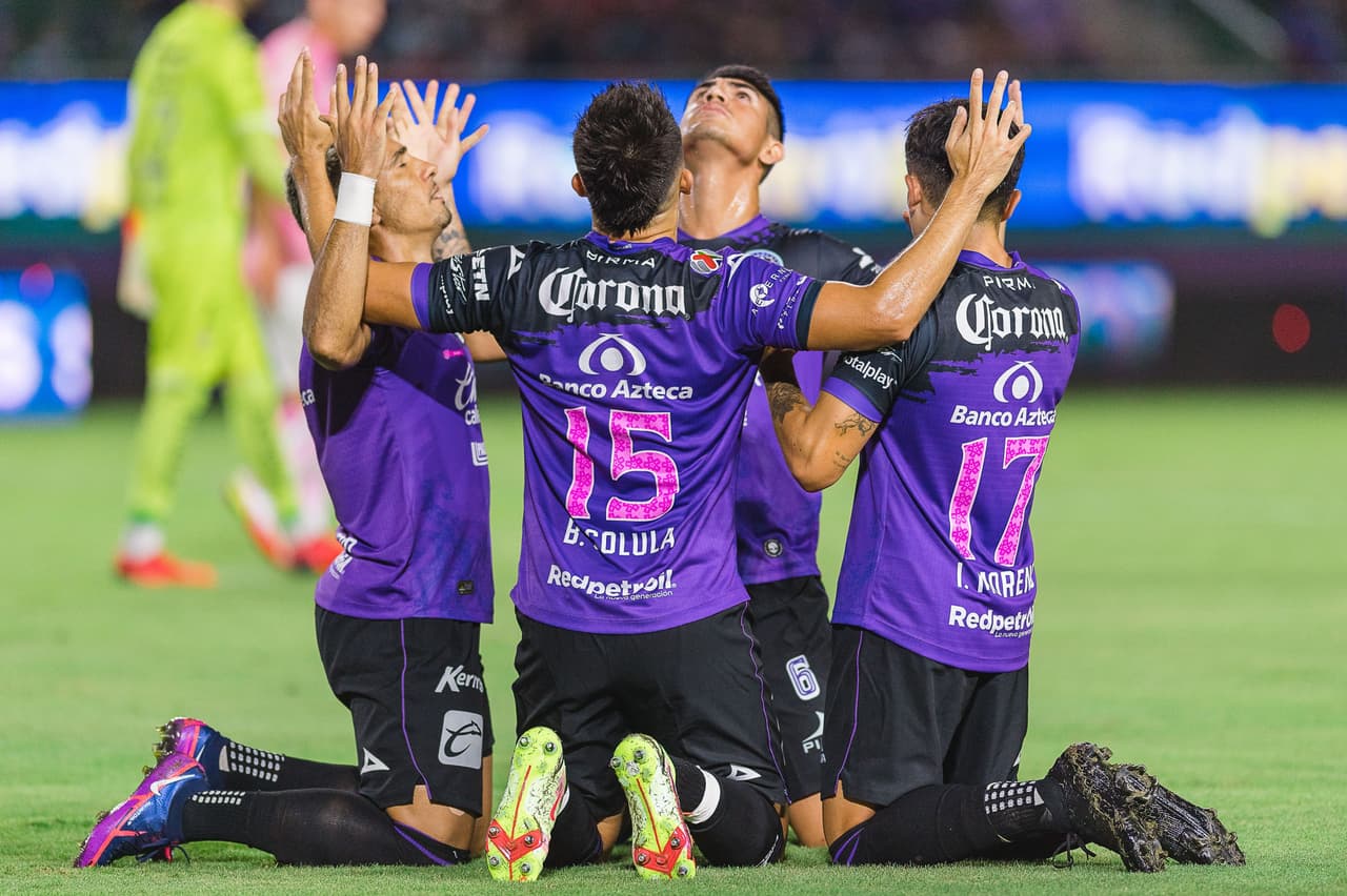 Al minuto 5, Luis Reyes, de Atlas, derribó a Brian Rubio al momento de disparar. Camilo Sanvezzo cobró la pena máxima, venció a Camilo Vargas y le daba la ventaja a Mazatlán.