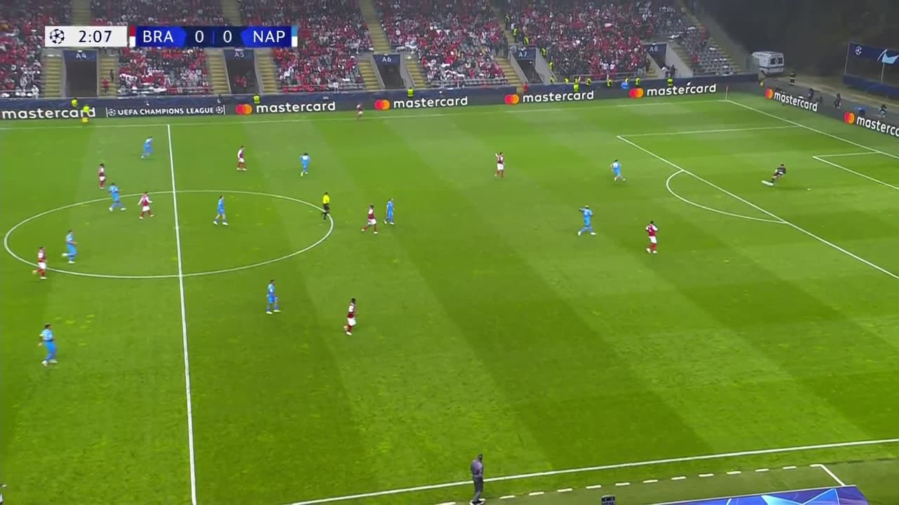 ¡TIRO ATAJADO! disparo por Ricardo Horta.