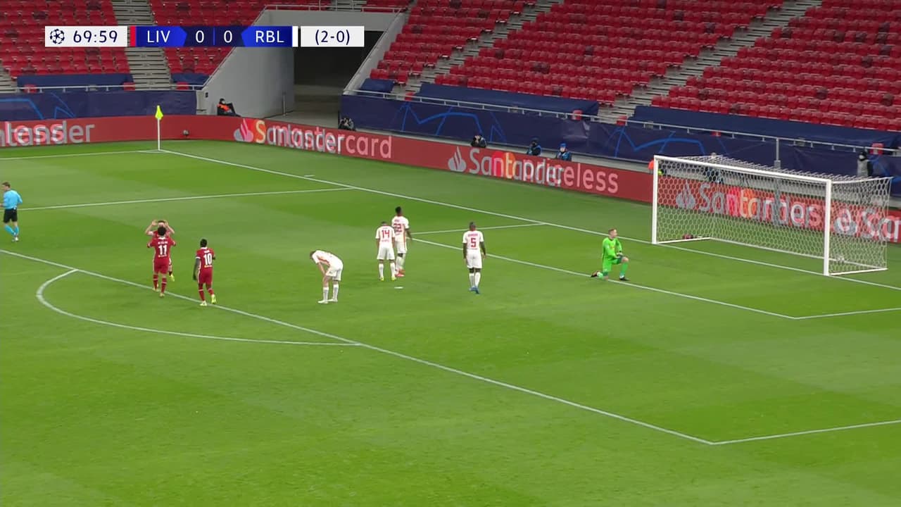 ¡GOL!  anota para Liverpool. Mohamed Salah