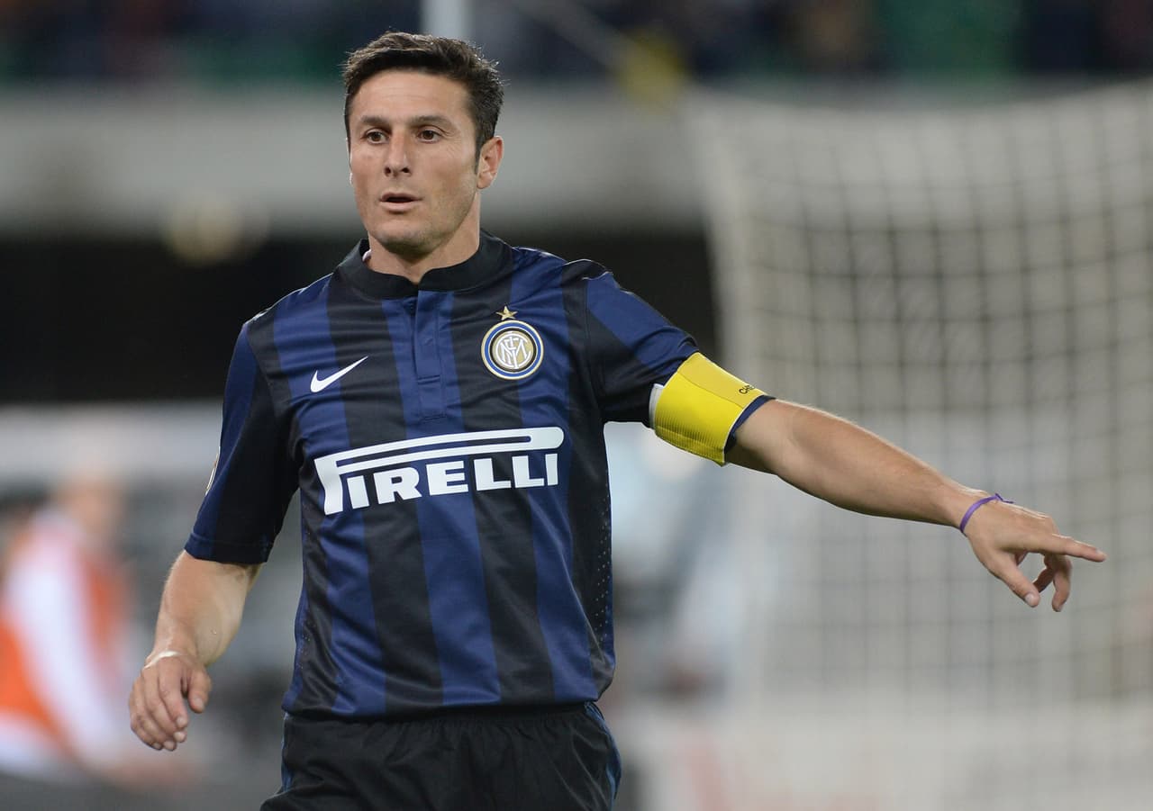 <b>Javier Zanetti: </b>con 40 años, el histórico mediocampista argentino colgó las botas al final de la temporada 2013/14 luego de 19 temporadas en Inter de Milán. Era el referente, líder dentro y fuera del campo, capitán e ídolo de los 'neroazzurros'.