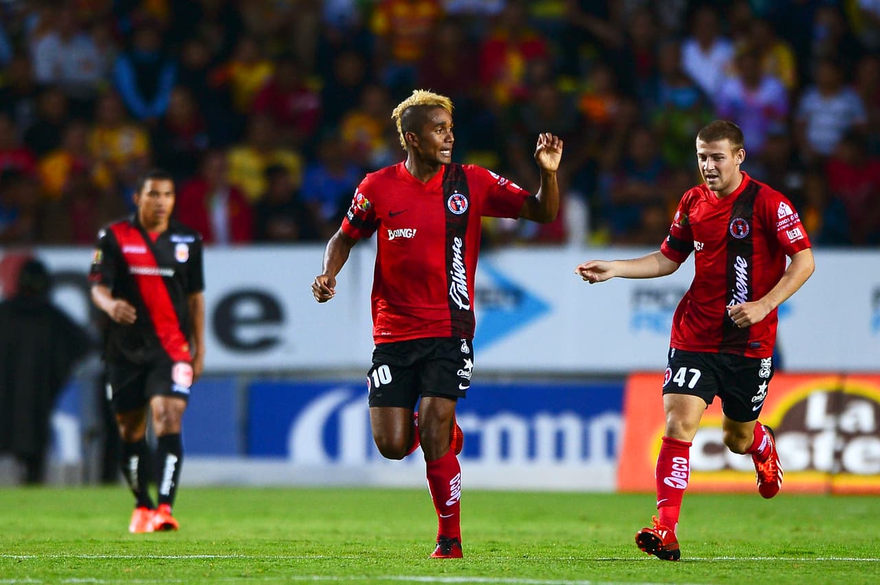 Otro amante del peróxido y los tintes es Fidel Martínez, el ecuatoriano llegó con look de Neymar a Tijuana.