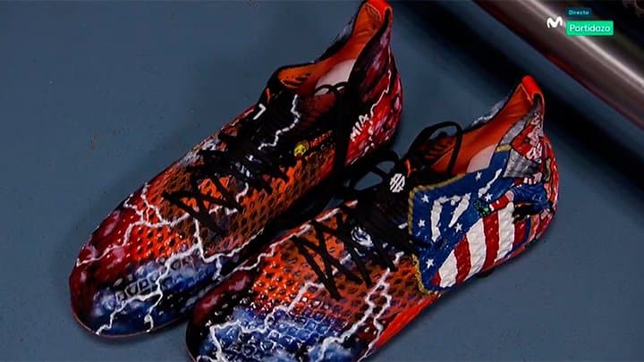 Los botínes de Griezmann fueron uno de los detalles que se presentaronen el derbi madrileño de este sábado.