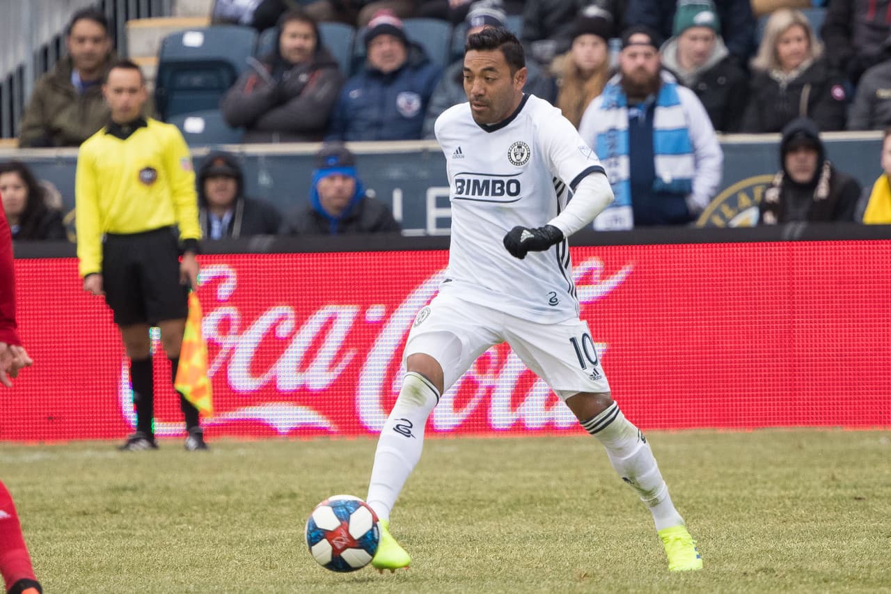 Espacios, movilidad, timing: Los conceptos del ‘Profe’ Marco Fabián para destacar en Philadelphia
