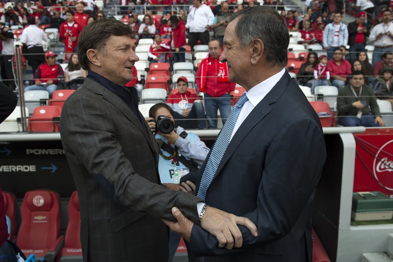 Ese fue un choque entre dos técnicos que venían de resultados aceptables, con triunfo para Toluca y empate para Puebla contra Cruz Azul.