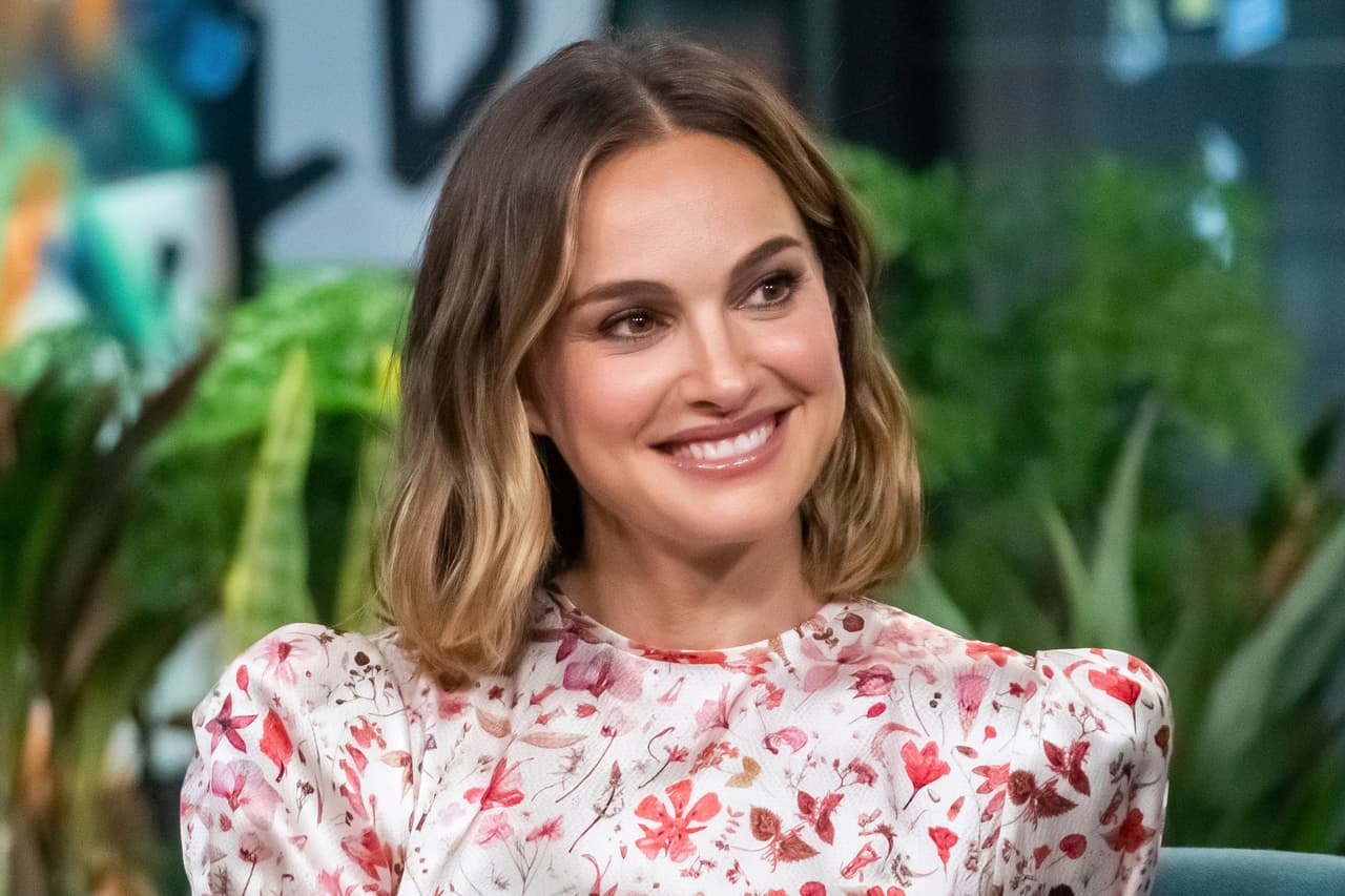 Natalie Portman - La ganadora del Óscar a mejor actriz en 2010 por su papel en Black Swan, también es una mujer aplicada en sus estudios.