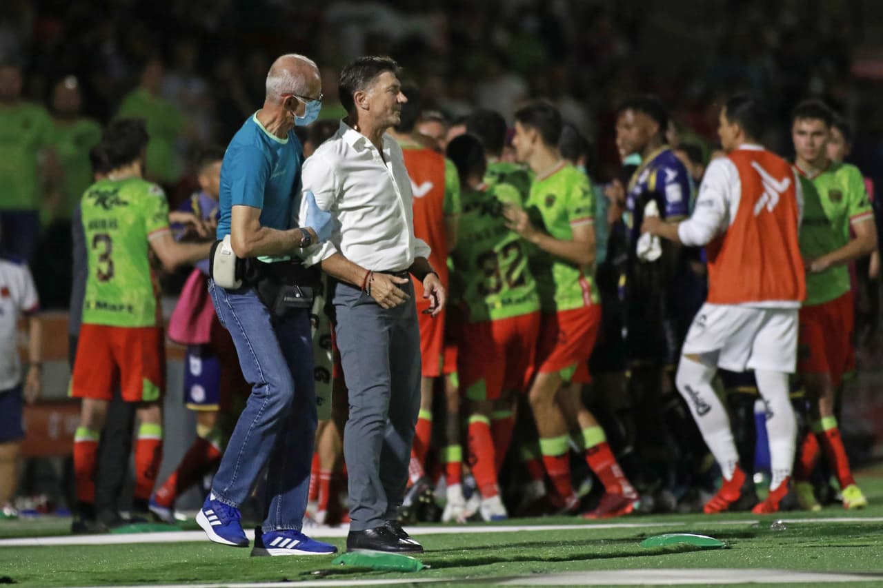 Hernán Cristante es expulsado del enfrentamiento