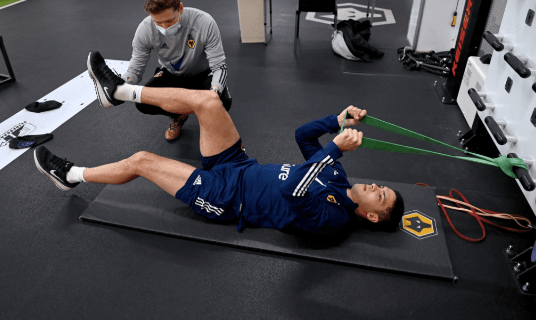 Raúl Jiménez tiene resultados asombrosos en su recuperación