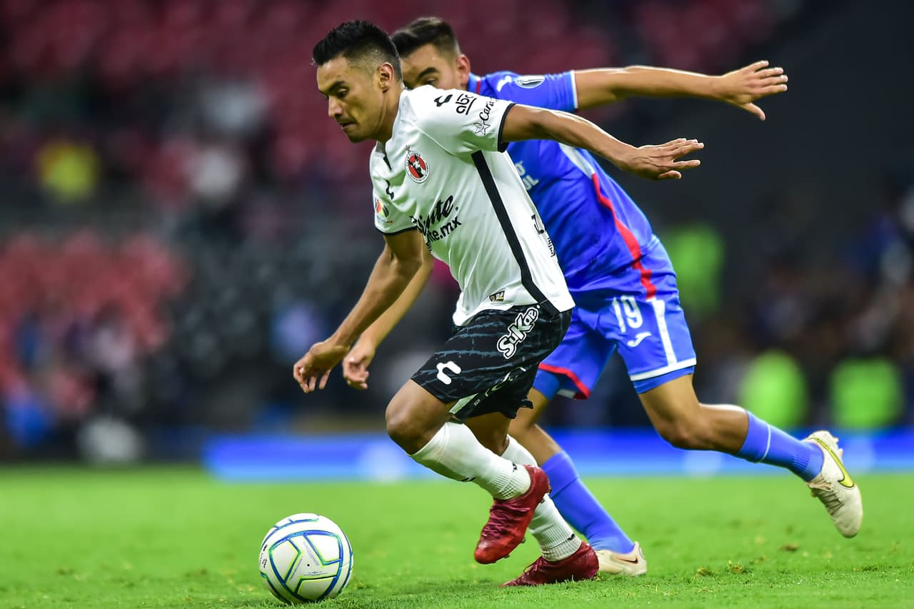 Los Xolos sorprendieron a Cruz Azul en el Azteca y ya son cuartos en la clasificación.
