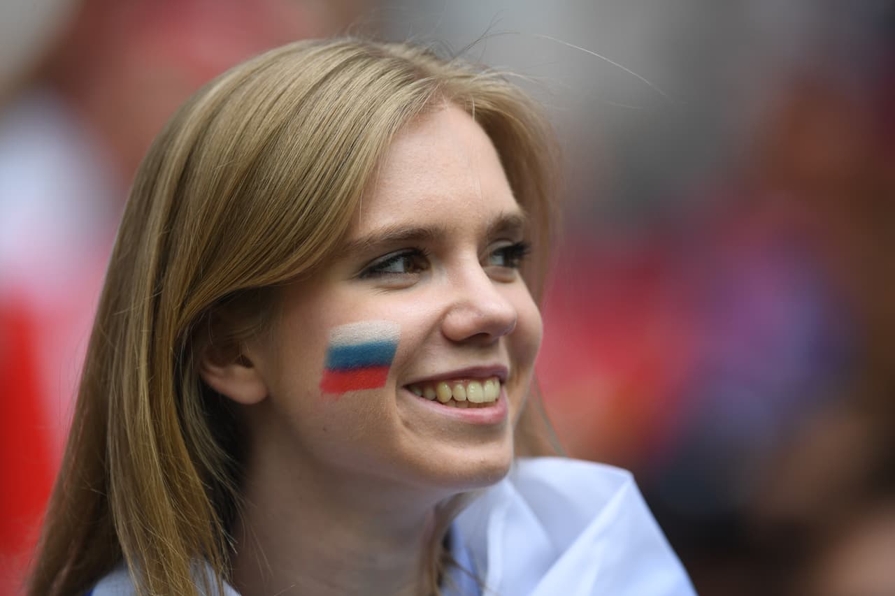 A Russian fan smiles before the Russia 2018 World Cup Group A football match between Russia and Saudi Arabia at the Luzhniki Stadium in Moscow on June 14, 2018. (Photo by Francisco LEONG / AFP) / RESTRICTED TO EDITORIAL USE - NO MOBILE PUSH ALERTS/DOWNLOADS (Photo credit should read FRANCISCO LEONG/AFP/Getty Images)