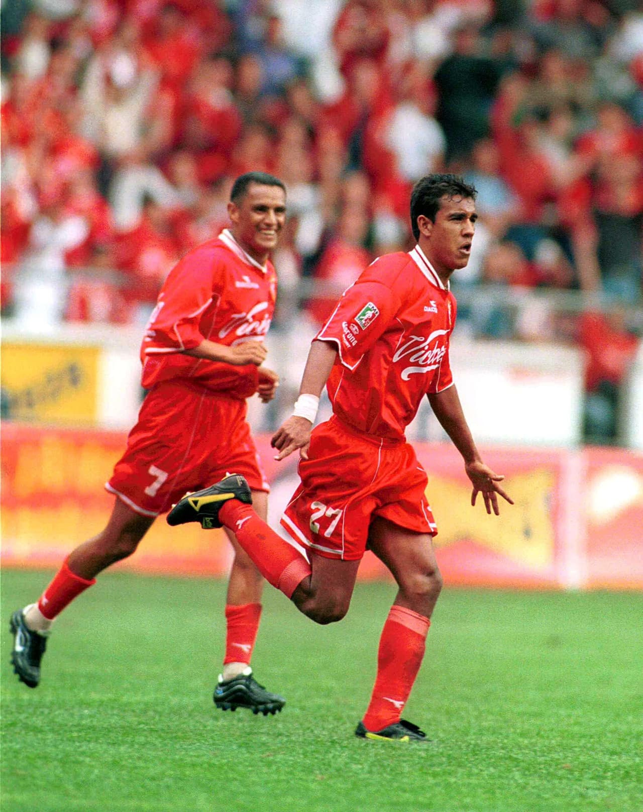 No significa que lo hecho por los Diablos Rojos no tenga valor, pero en aquél momento tenía menos de 5 años que se había establecido la modalidad de torneos cortos.