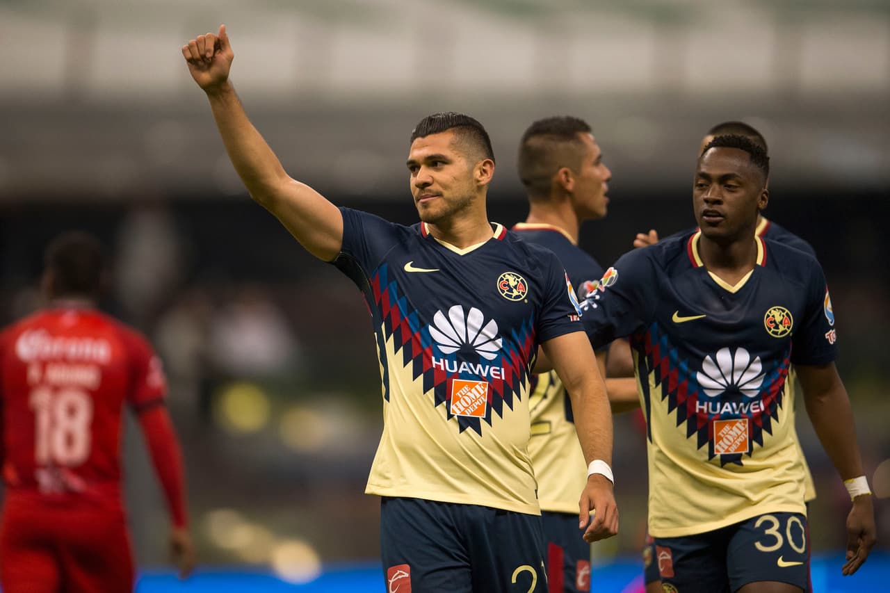 Henry Martín: El hombre de la jornada. El delantero mexicano se destapó con un 'hat-trick' y las Águilas del América vencieron 5-1 a los Lobos BUAP.