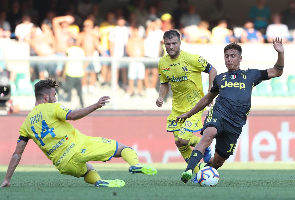 El primer tiempo se fue con Juventus perdiendo su ventaja, pero con la confianza de llevarse los primeros tres puntos en condición de visitante.