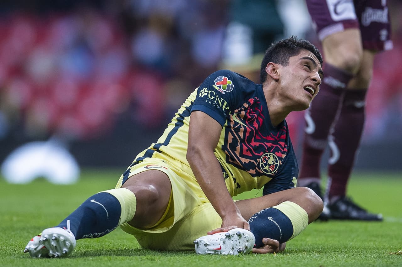 Layún y Fidalgo mandan emotivos mensajes de apoyo a Naveda