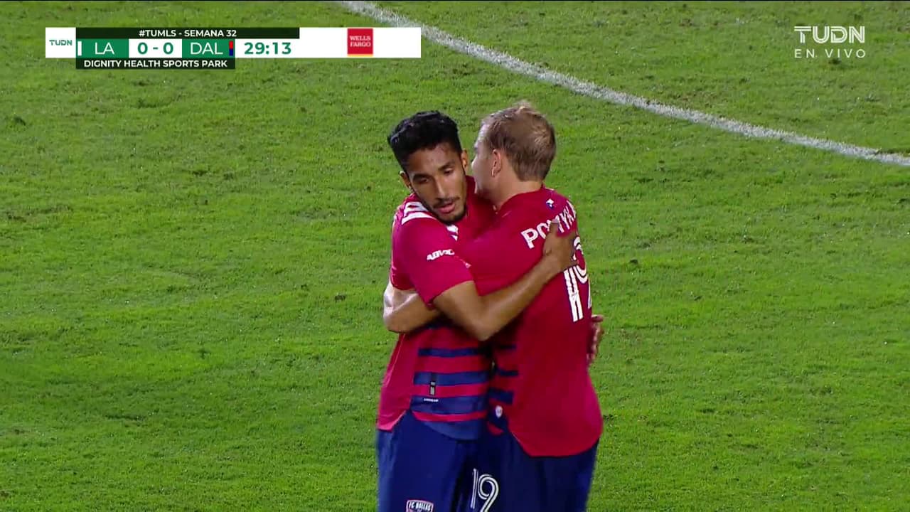 ¡GOL!  anota para FC Dallas. Jesús Ferreira