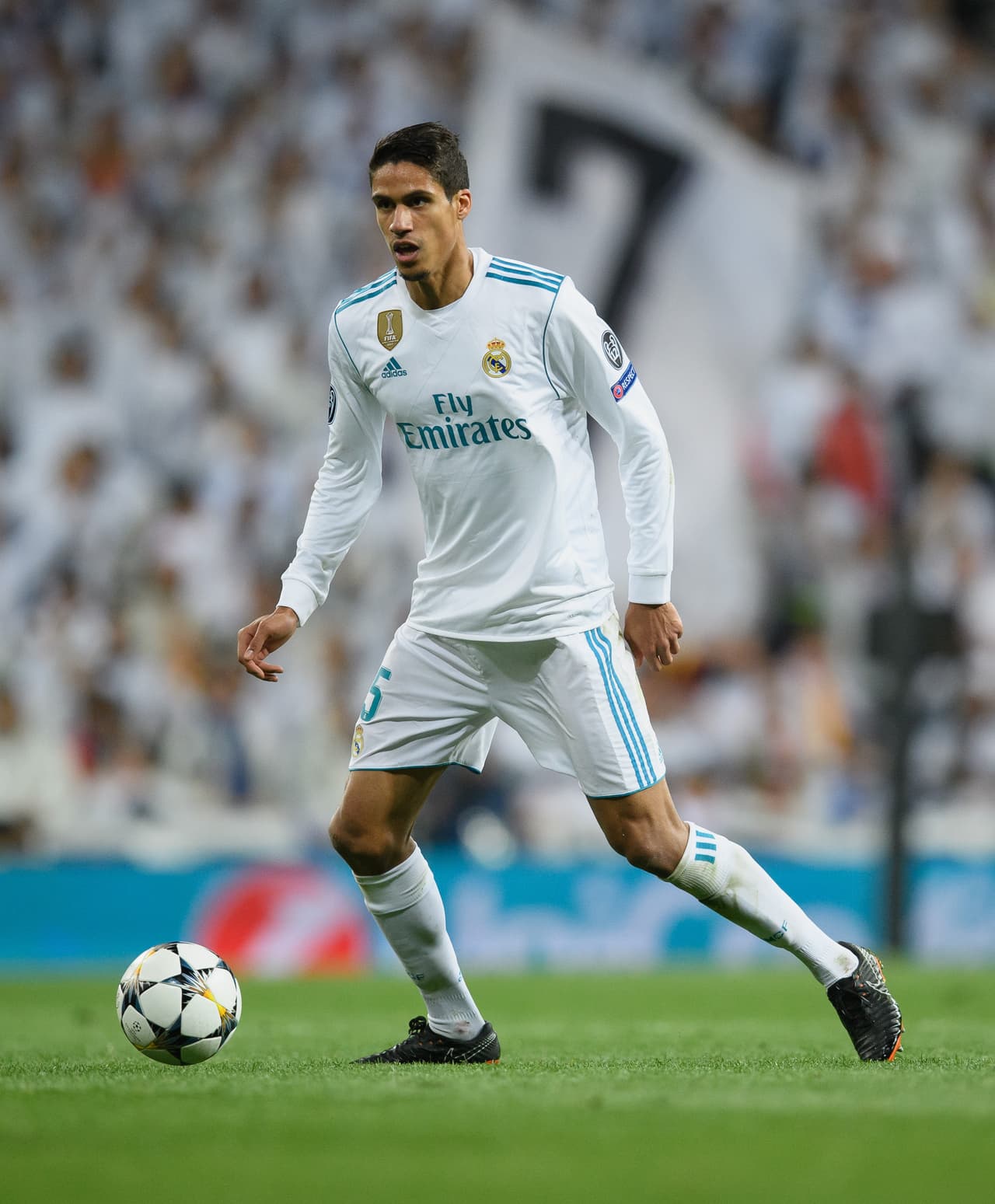 Defensa central: Raphael Varane / Reemplazo: Jesús Vallejo