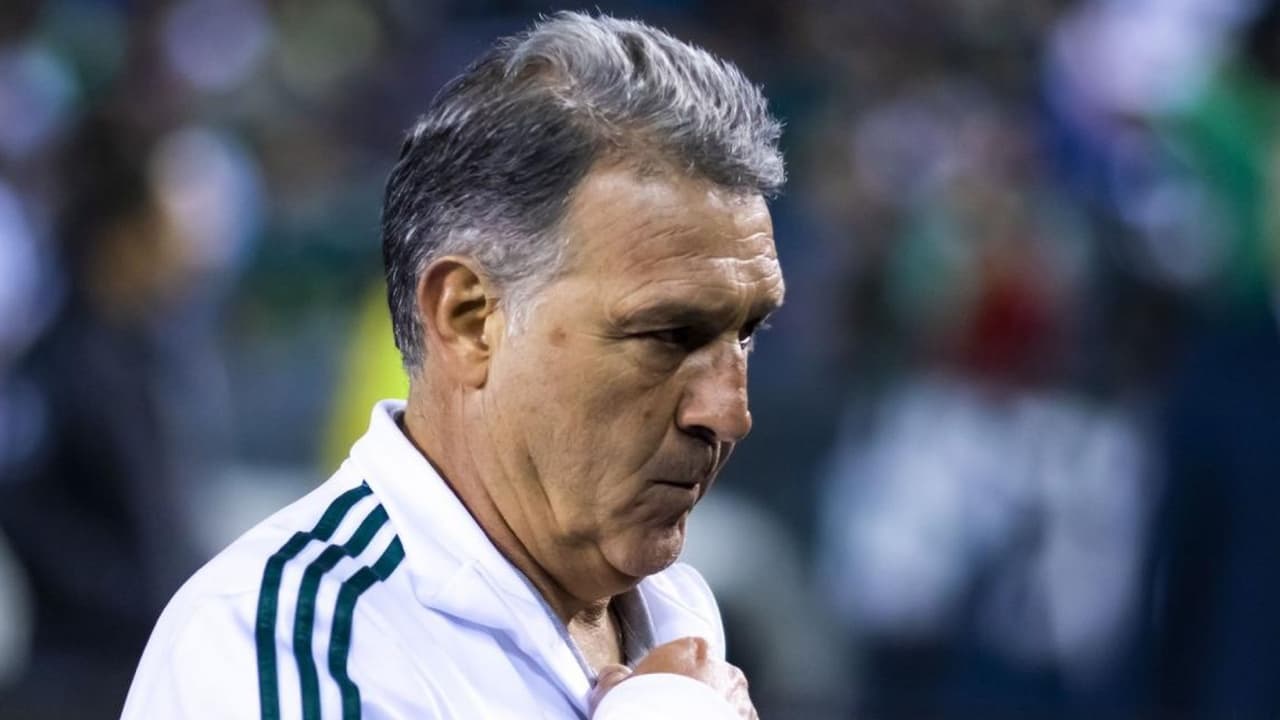 Chicharito, Lainez, Layún y Gudiño: el XI con el que México enfrentará a Paraguay