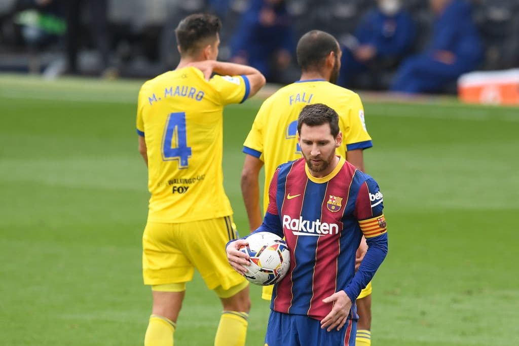 Lionel Messi (32’) y Álex Fernández (89’) marcaron desde los once pasos. Los blaugranas llegaron a 47 unidades. Su siguiente compromiso en La Liga será ante Elche.