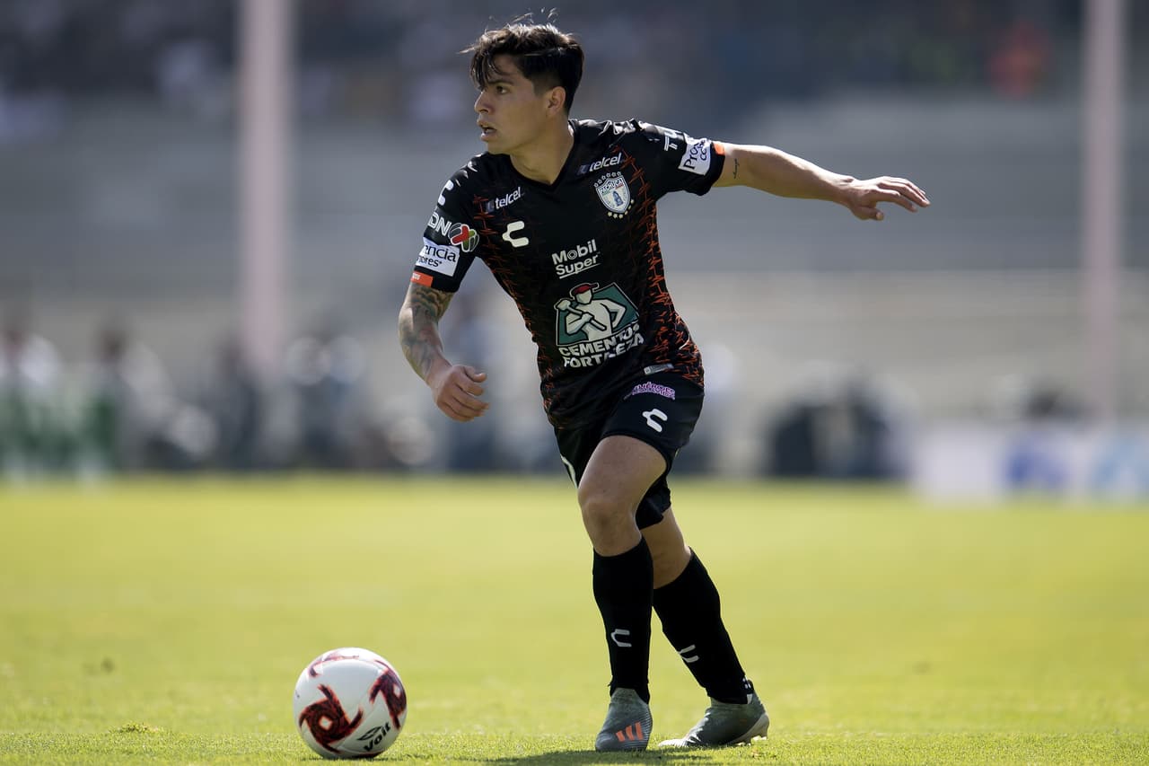 La UNAM se queda con la victoria ante Pachuca. Gracias a los goles de Sebastián Saucedo y Marco García en su debut con los Pumas, suman sus tres primeros puntos en la Liga MX.