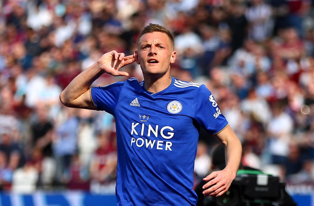 <b>10) Jamie Vardy (Leicester City)</b>. El atacante ingles de los Foxes tiene un valor mercado por 22.4 millones de dólares y esta temporada acumuló 18 goles para ser el quinto mejor de la Liga Premier.