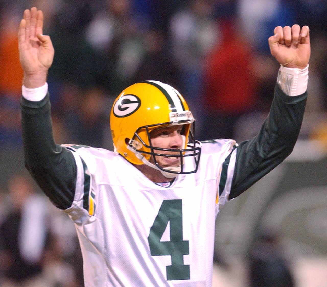 En la NFL hubo un caso fugaz de retiro y regresó y lo protagonizó Brett Favre en el 2009. En febrero de ese año, jugando para los New York Jets, anunció que dejaba el fútbol profesional, pero en agosto firmó con los Minnesota Vikings.