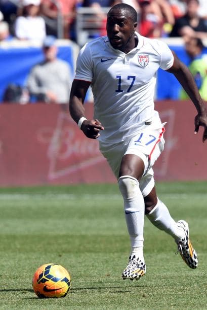 Jozy Altidore. Posición: Delantero. Fecha de nacimiento: 6 de noviembre de 1989 (24 años). Club: Sunderland AFC, Inglaterra.