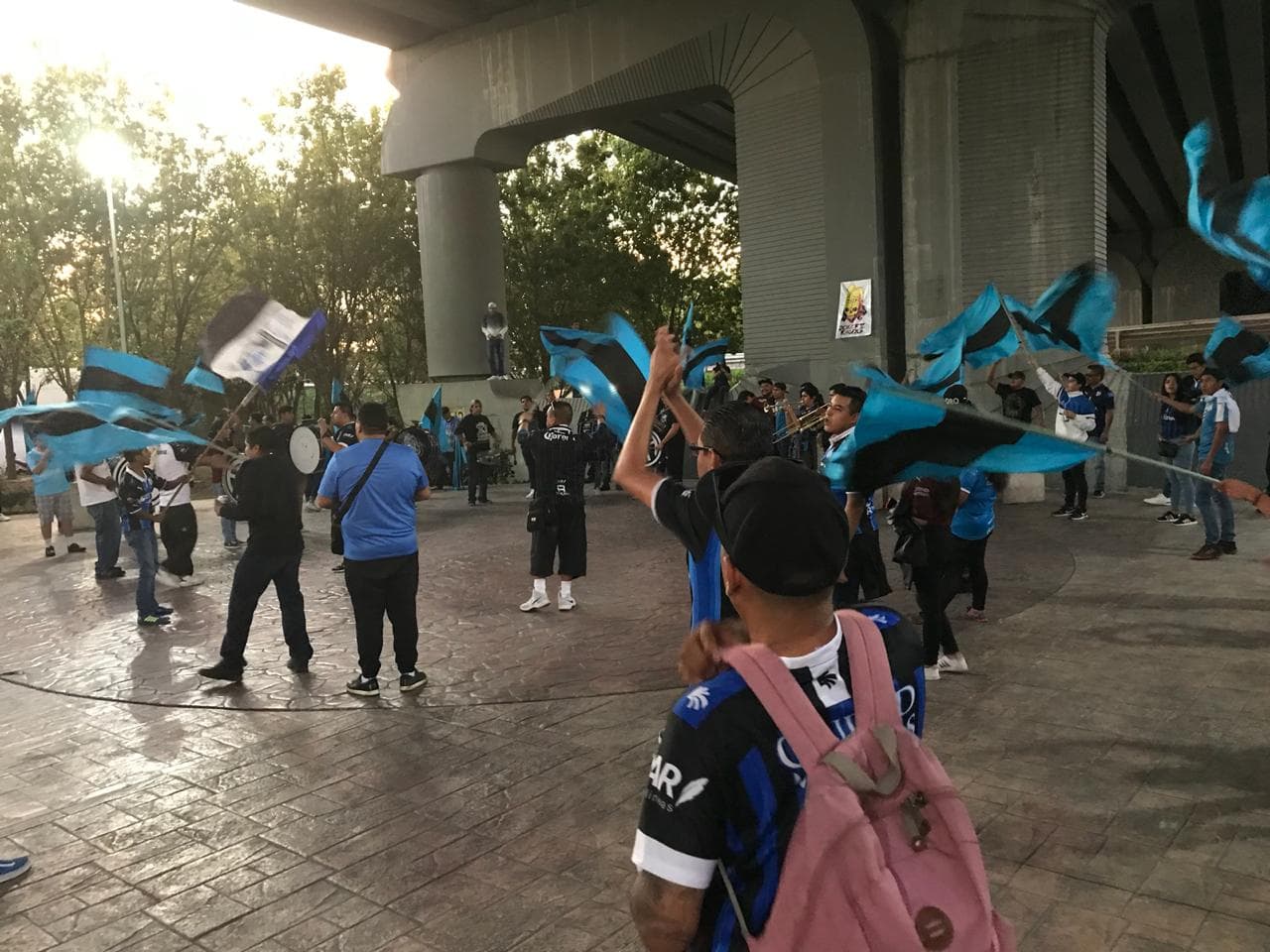 Cae la noche y el Estadio Corregidora se prepara para albergar la vuelta de los cuartos de final entre Querétaro y Necaxa.