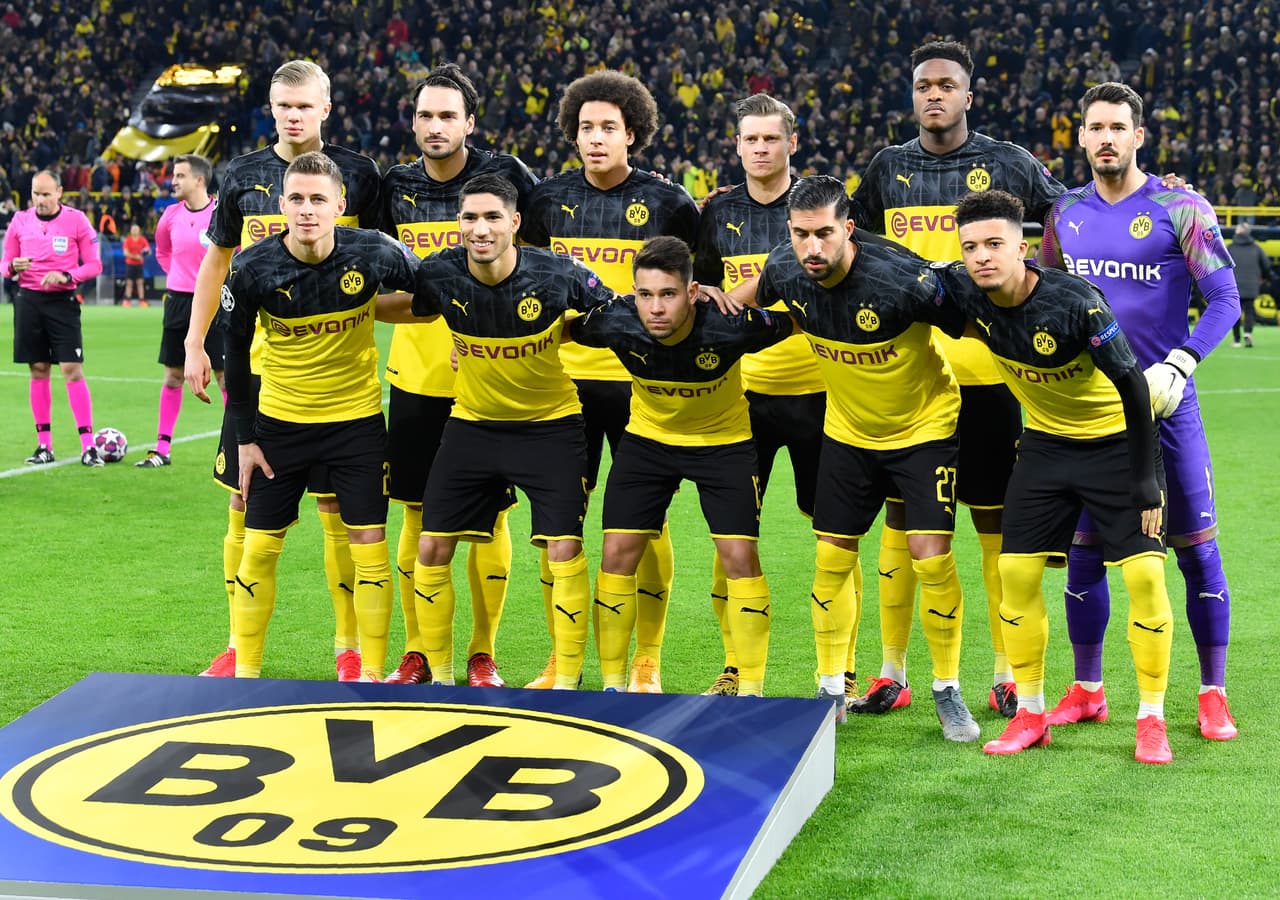 El conjunto bávaro tiene en sus líneas al héroe del mundial de 2014 Mario Gotze y también tiene el privilegio de tener de vuelta al defensa central Mats Hummels, que también levantó el tan preciado trofeo.