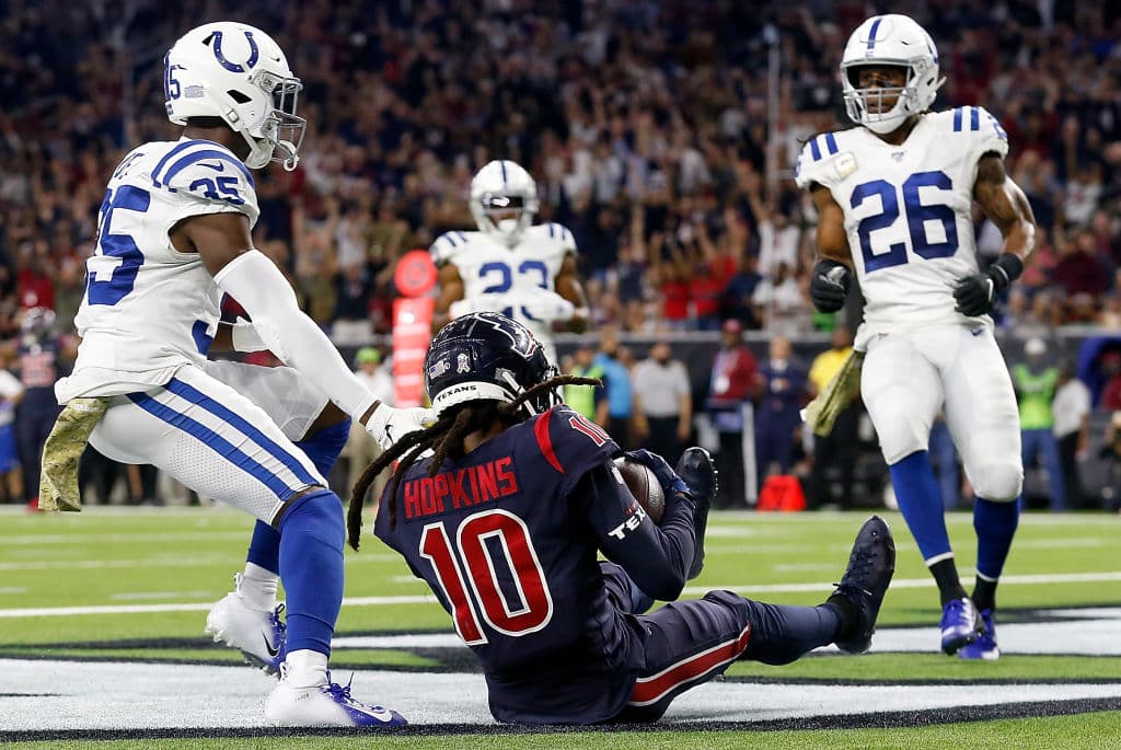 Vibrante encuentro entre los Colts y los Texans que concluyó 17-20 para los de Houston. DeAndre Hopkins se lució con un touchdown para su mamá.