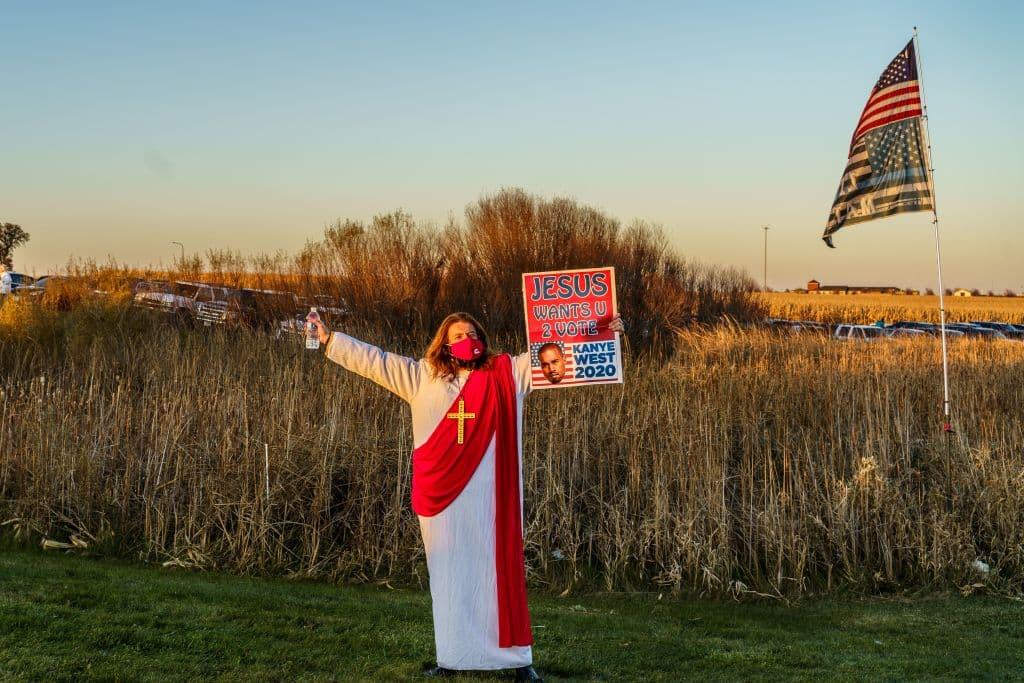 Su álbum ‘Yeezus’ recibió elogios y su fe cristiana se volvió más central para su trabajo y su personalidad pública.