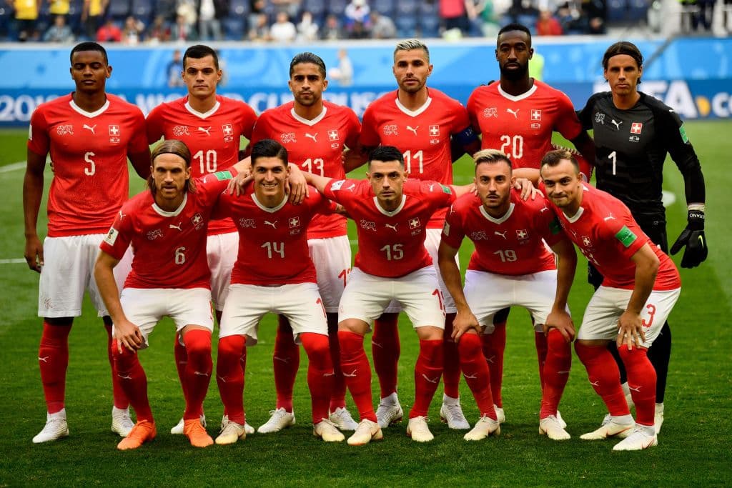 Suiza llegó a octavos de final luego de una victoria y dos empates en el grupo E y con una actuación sobresaliente de Shaqiri contra Serbia que puso todas las miradas en él.