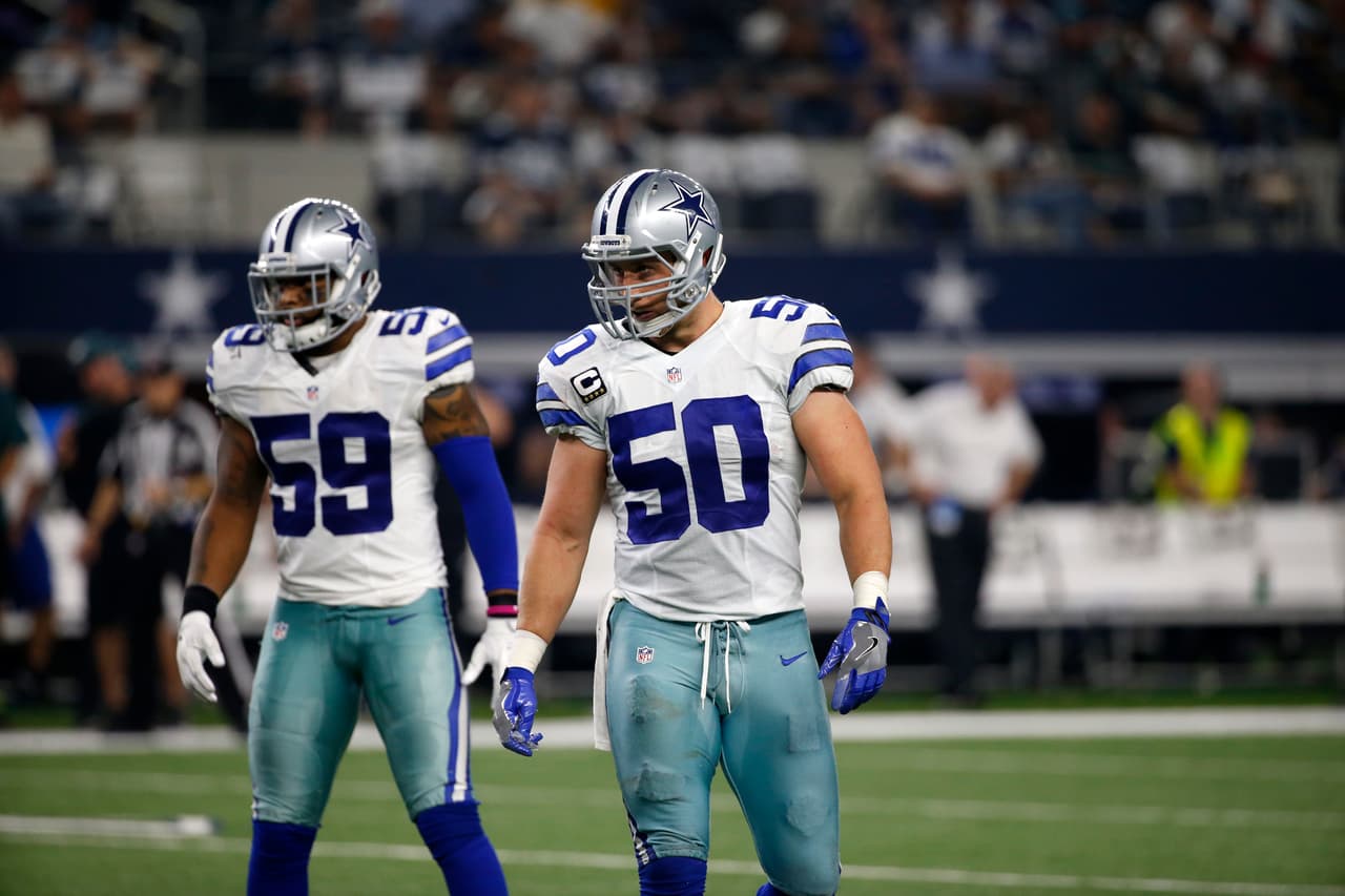 <b>SEAN LEE & ANTHONY HITCHENS – OLB/LB, Dallas Cowboys</b>
<br>Los Cowboys no tienen una de las mejores defensivas y dos de sus jugadores importantes han sido disminuidos esta temporada. Primero Anthony Hitchens sufrió fractura de rodilla en la pretemporada. Luego Sean Lee se lastimó los músculos isquiotibiales y se perdió dos juegos donde Dallas ha perdido.